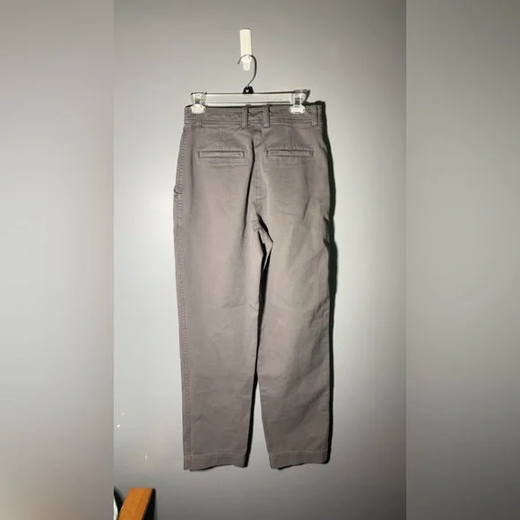 Aritzia The Group by Babaton Antares Pleated Pant Size 6 - Picture 3 of 4